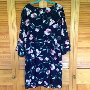 Floral Dress with flared sleeves